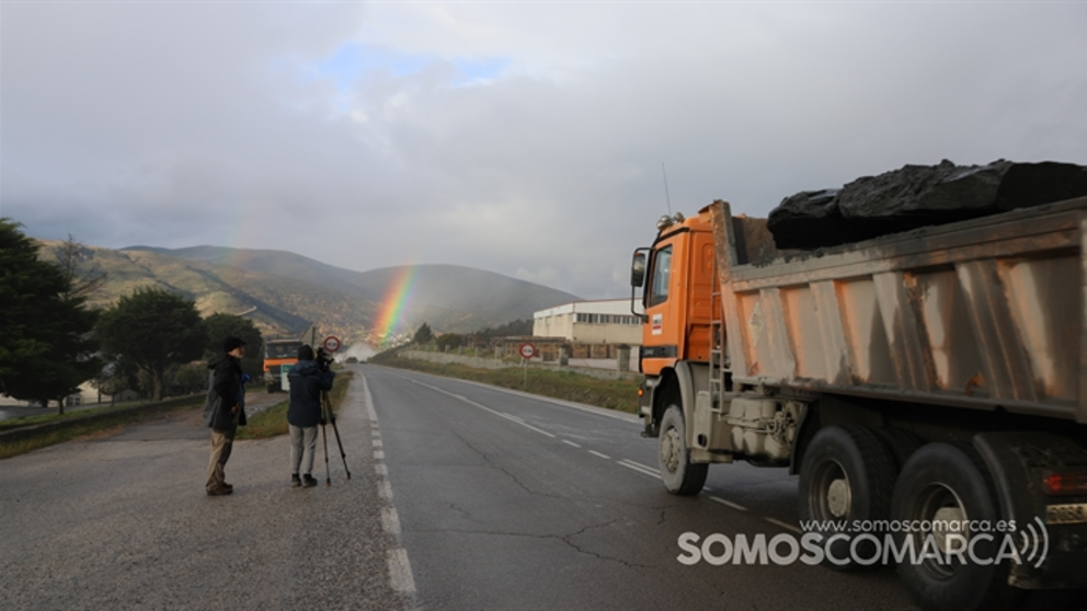 somoscomarca_2311129_carballeda_pizarra_irosa_samaca_desaucio_empresa (32)