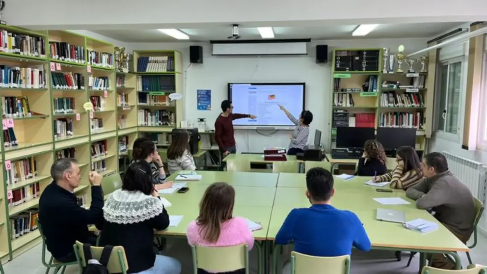 P_somoscomarca_240311_vianadobolo_profesores_pisuerga