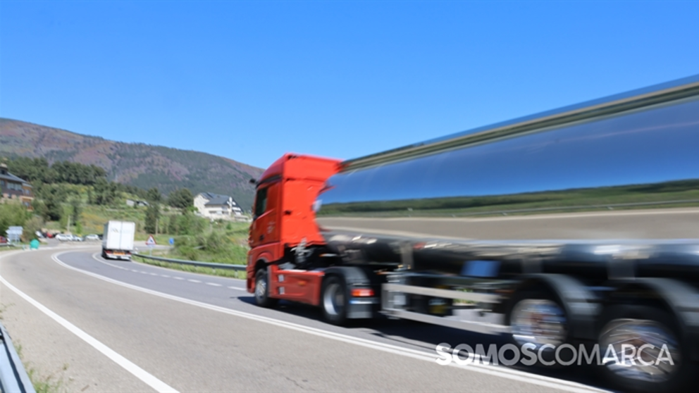 somoscomarca_1404_n120_camion_camioncisterna_6870