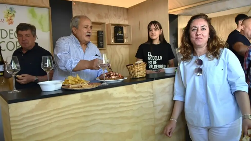 somoscomarca_20240601_viloira_inauguracion_feiradoviño_adegaacoroa(70)