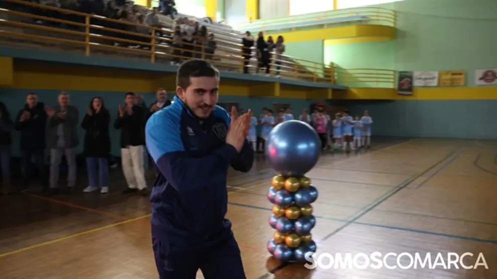 somoscomarca_viana_vianari&ntilde;o_futbolsala_presentacion (8)