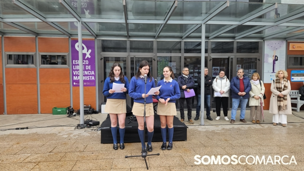 somoscomarca_20250307_obarco_8m_diainternacionaldelamujer_lauroolmo_martaguisela_divinapastora (1)