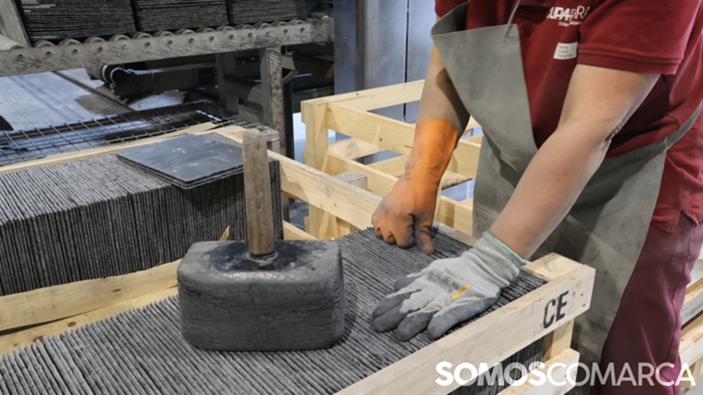 somoscomarca_pizarra_instalciónes_visitaconselleiraindustria_merelles_ (12)