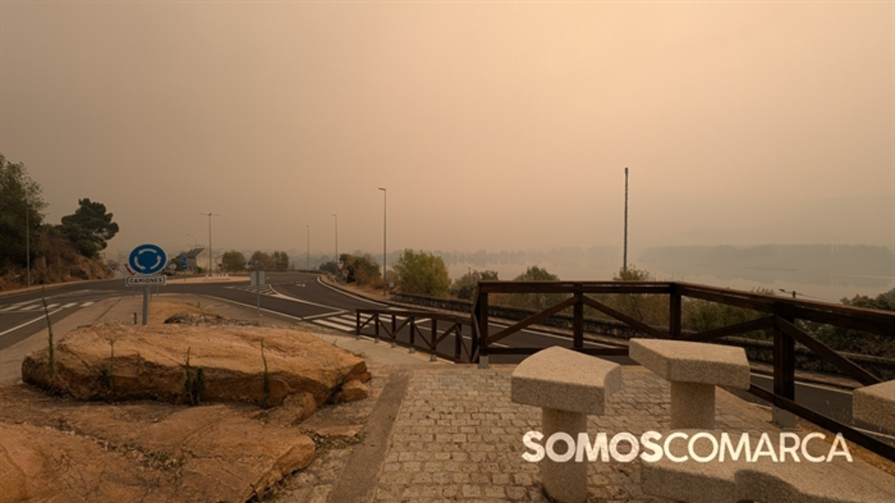 somoscomarca_arua_incendio_embalse_rocapablovi_humo