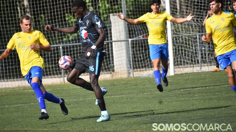 somoscomarca_somoscomarca_20251012_arua_futbol_campovicentesolarat_cdrua (5)