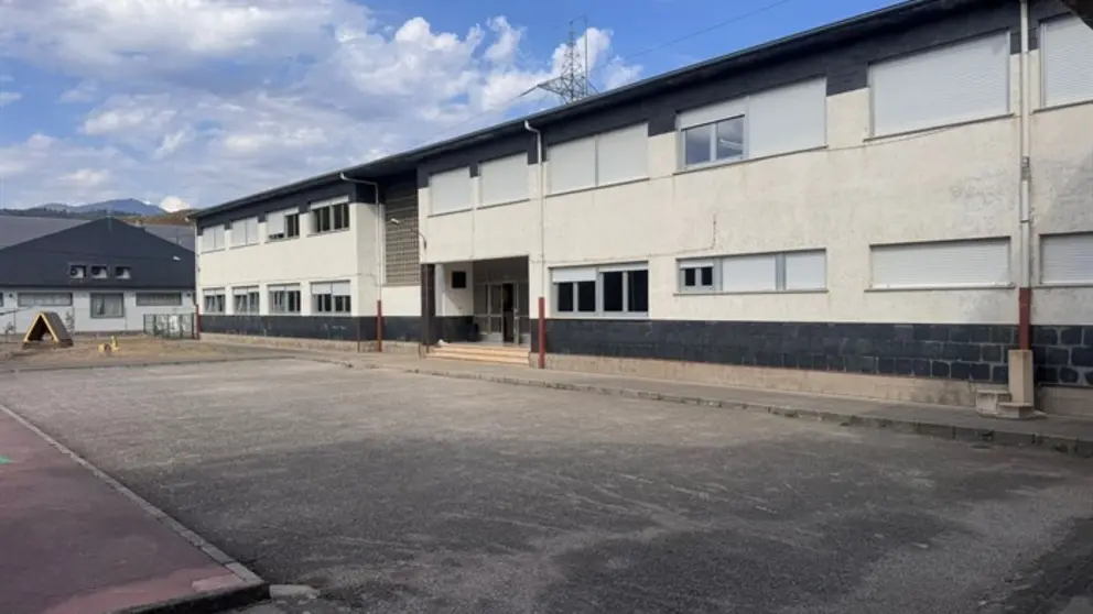 somoscomarca_20251016_carballeda_sobradelo_colegio_tomasterron_1803