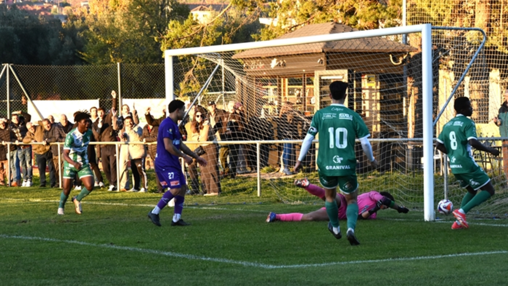 somoscomarca_20251130_vilamartin_obañadoiro_futbol_cdcorgomopurisima (2)