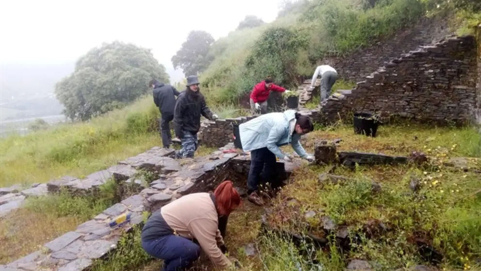 somoscomarca_202600227_viamartin_ocastelo_yacimiento_sputnik labrego3096