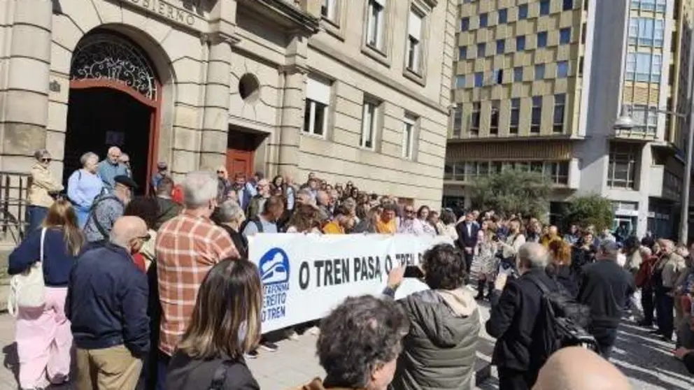 somoscomarca_202600325_ourense_manifestacion_dereitoaotren3255
