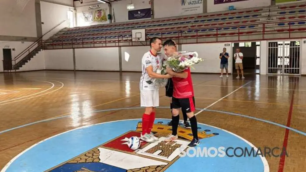 portada_somoscomarca_pizarrastrescu&ntilde;ados_jesscarrera (8)
