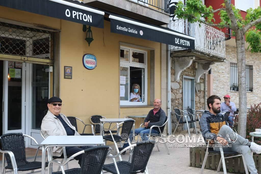 Terraza do Bar O Pitón de Petín