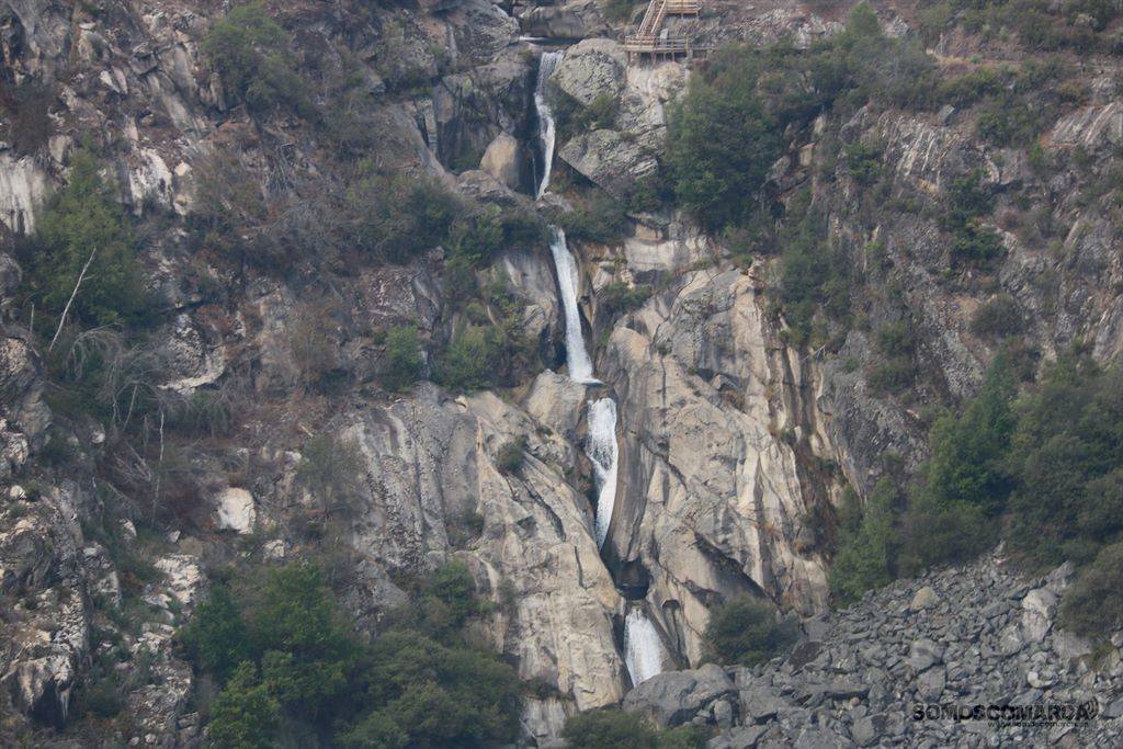 Cascada y pozas del Cenza en Vilariño de Conso