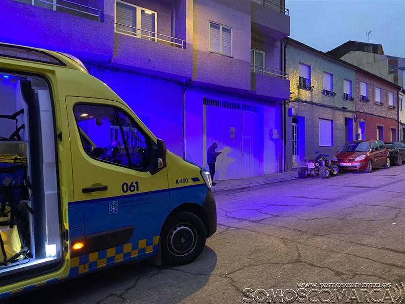 SOMOSCOMARCA_accidente_quad_obarco_florenciodelgado_policialocal_ambulancia_ges_2022-01-11 (2)