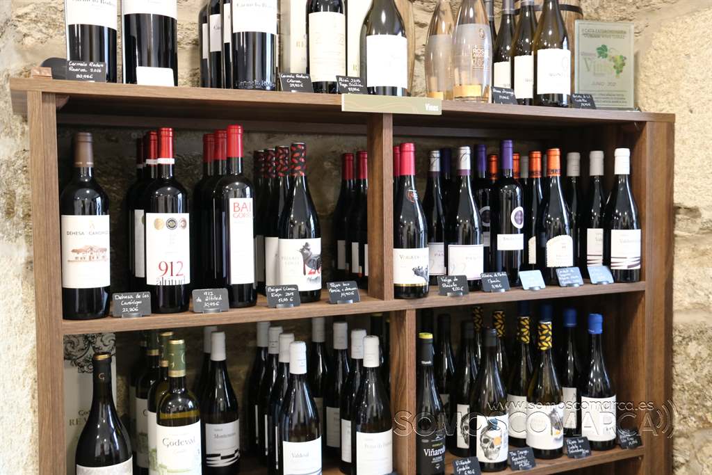 El Rincón de Santi, un nuevo estableci,iento de la empresa García Marcos en la Plaza Mayor de Viana do Bolo (14)