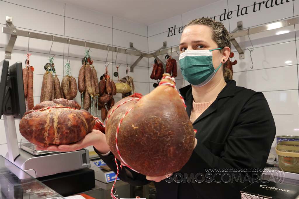 El Rincón de Santi, un nuevo estableci,iento de la empresa García Marcos en la Plaza Mayor de Viana do Bolo (15)