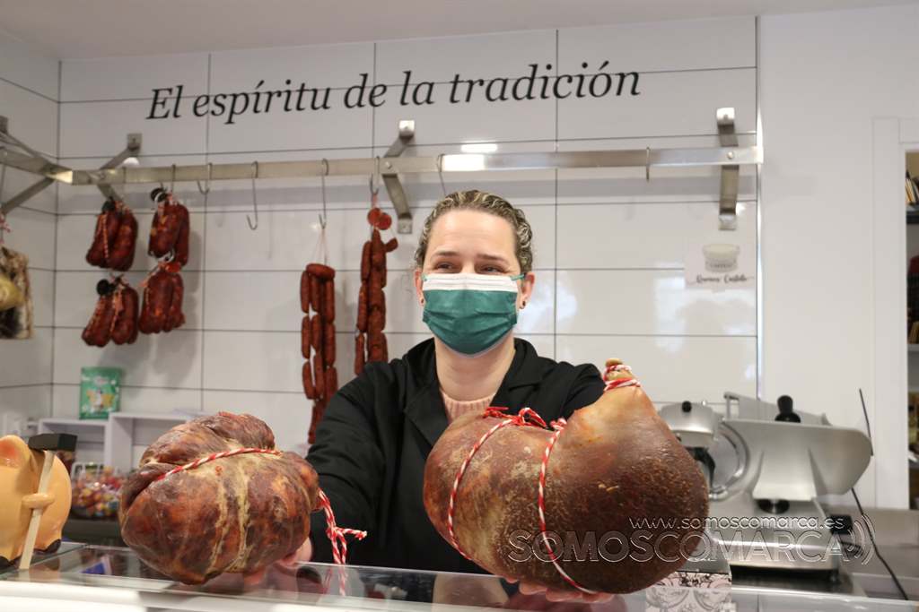El Rincón de Santi, un nuevo estableci,iento de la empresa García Marcos en la Plaza Mayor de Viana do Bolo (16)
