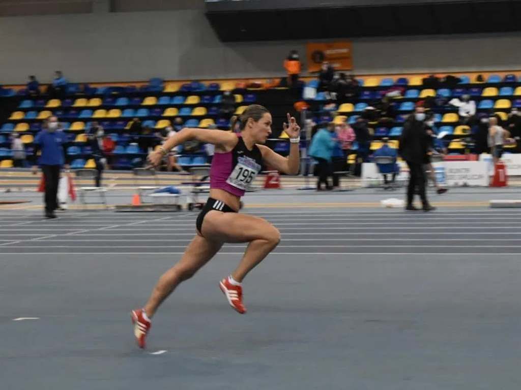 Mónica Yáñez en el campeonato Máster  autonómico de pista cubierta (1)