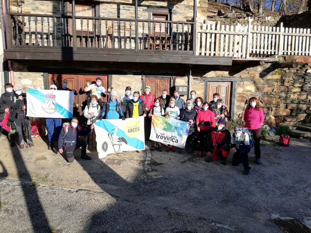 somoscomarca_anarinesarcos_peñatrevinca_camiñada_fragadebusdei