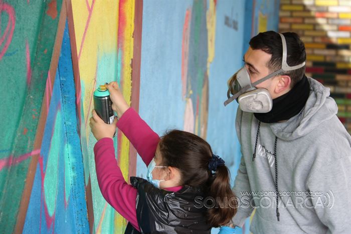 Mural a Florencio no colexio de Vilamartín (5)