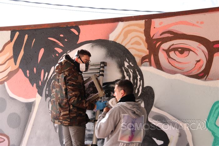 Mural a Florencio no colexio de Vilamartín (11)