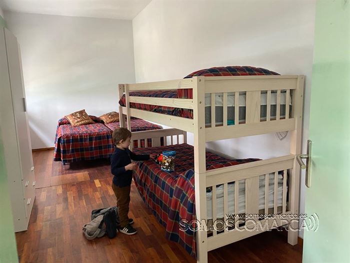 Albergue de Os Biocos donde se alojan las familias procedentes de Ucrania (2)