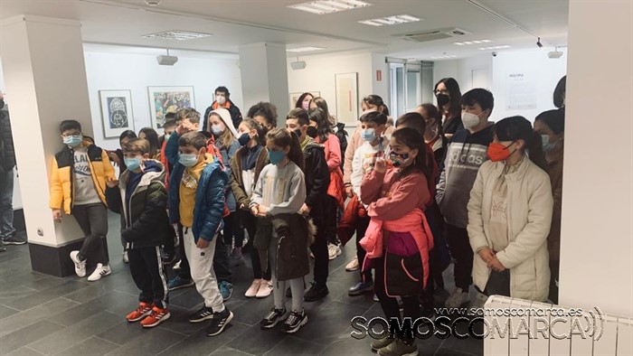 somoscomarca_condesadefenosa_alumnos_exposición_obarco_07_04_2022