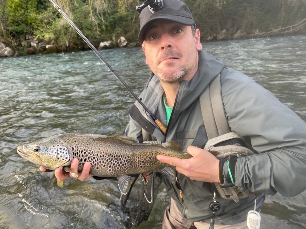 somoscomarca_pescadores_pesca_truchas_rio_spinning_2022-04-18 (1)