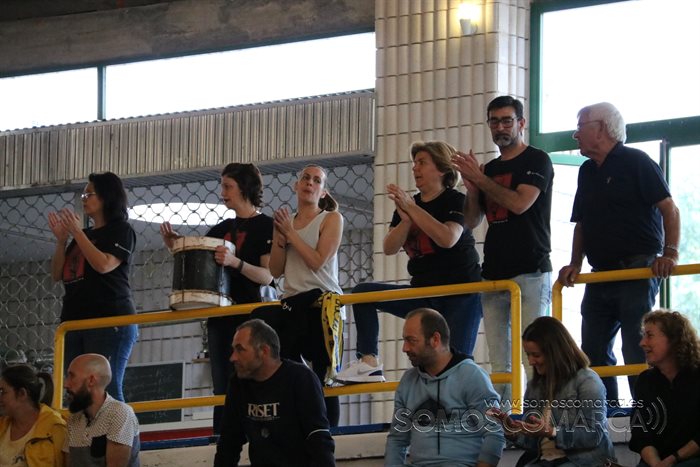 Encuejntro entre el Rua Valdeorras Futbol Sala y el Atlético Arnia 2-2 (16)