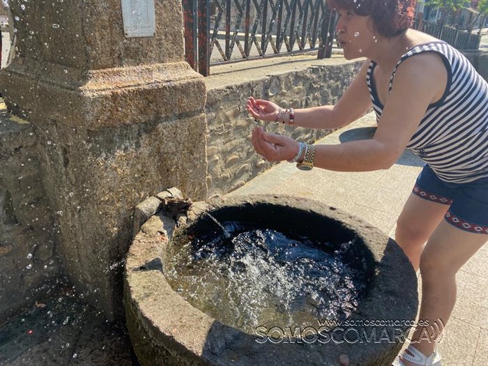 somoscomarca_agua_calor_fuente_malecon_oladecalor_sol_2022 (6)