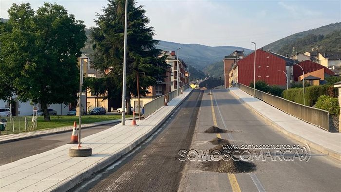 Imágenes durante la obra de asfaltado