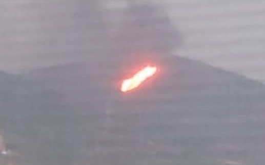 Incendio en Carballal provocado por un rayo (2)