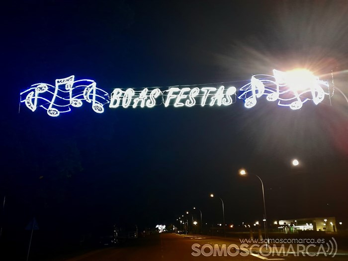 Encendido del alumbrado de las Festas do Cristo do Barc0 (7)