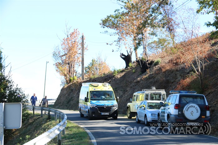 somoscomocarca_herido_hombre_leña_raxoa_obarco_ambulancia_2022-09-26JPG (5)