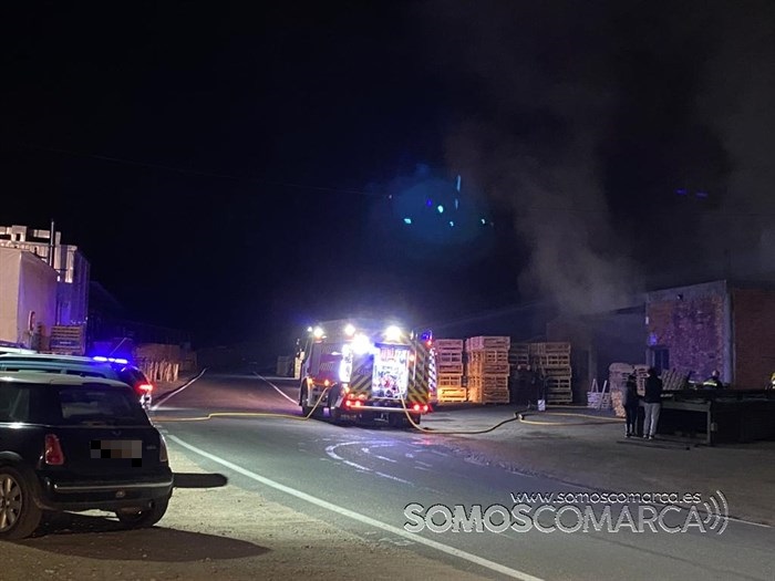 somoscomarca_arua_incendio_naveindustrial_acigarrosaç (1)