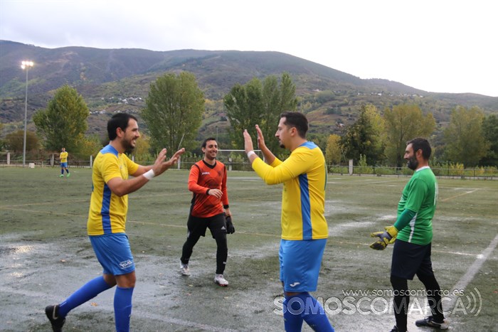 CD Rúa frente CD Vilardevós (9)