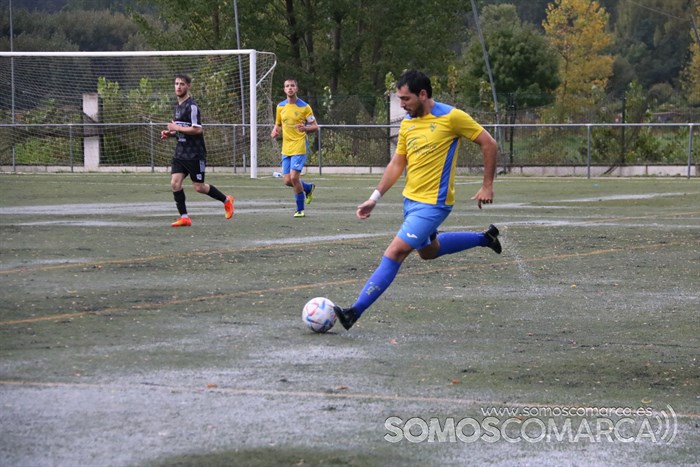 CD Rúa frente CD Vilardevós (25)