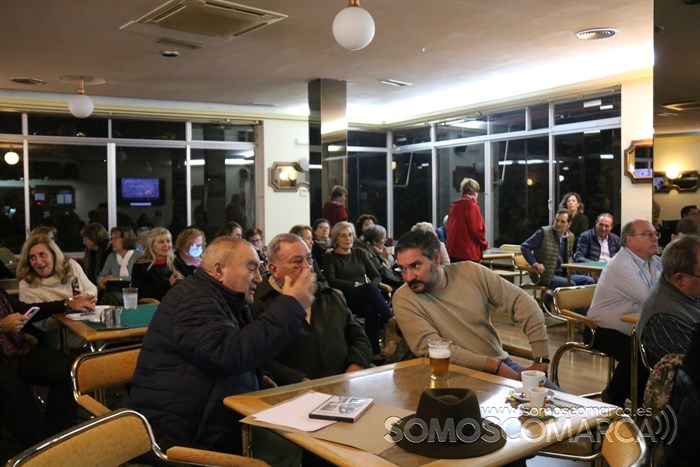 Tertulia en el Casino do Barco con los pueblos de Valdeorras protagonistas (6)