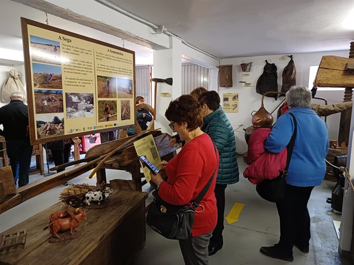 Visita a Lalín da veciñanza de Larouco e Río (10)