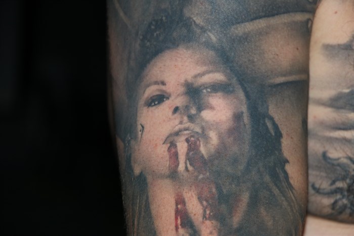 Adrian, más de un metro de melena (6)