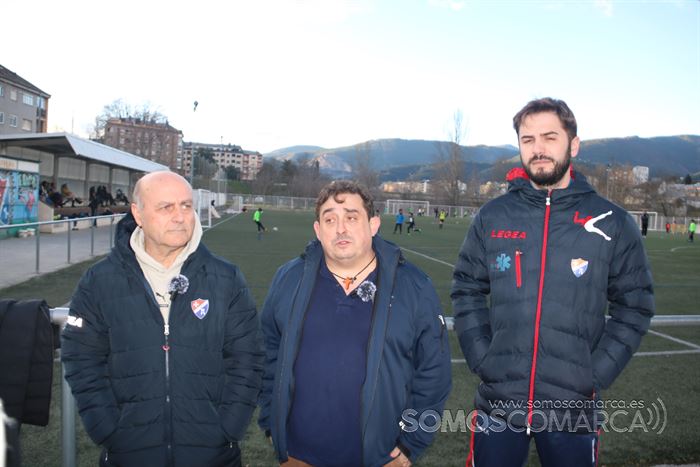 somoscomarca_obarco_futbol_cdbarco_presentacion_entrenadores_joseantoniorodriguez_candido_2023 (8)