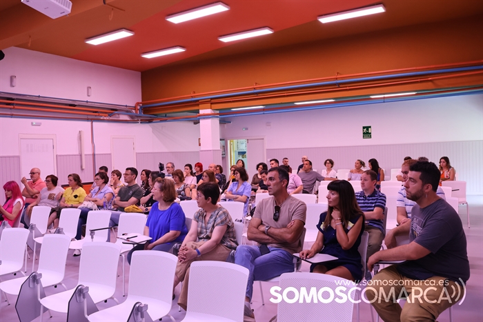 somoscomarca_obarco_ieslauroolmo_vitivinicultura_alen_amparoquiroga_inspectorenseñanza_20231695 (1)