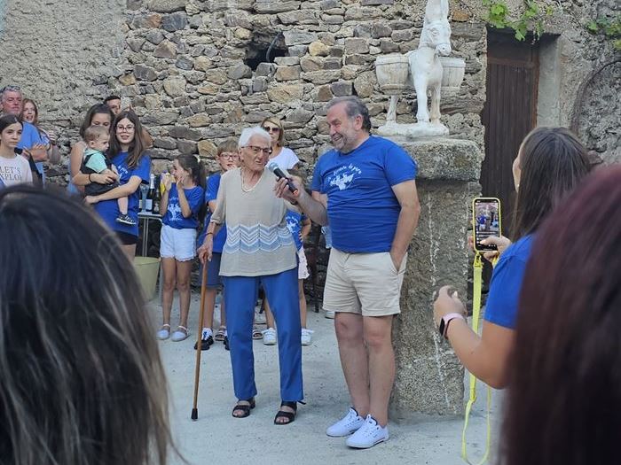 somoscomarca_portela_arabiosa_burro_descubrir_estatua_202320232877 (4)