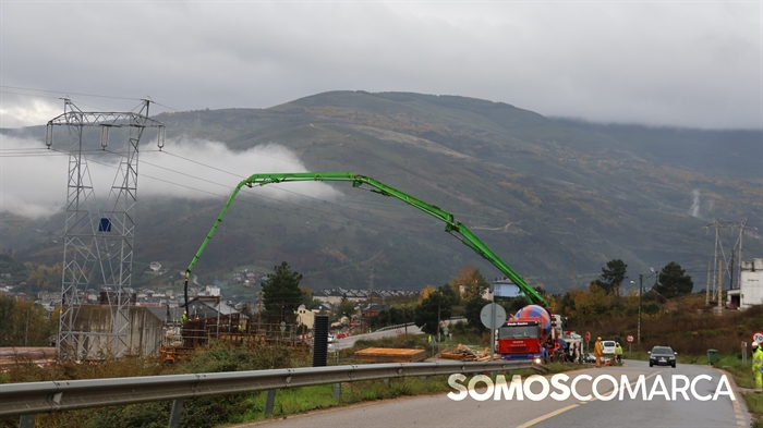 somoscomarca_231108_obarco_n120_obras_grua_circunvalacion_hormigonera_carreterarubia