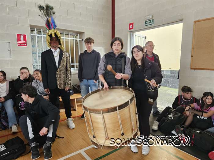 somoscomarca_obarco_entroido_ieslauroolmo_2024 (2)