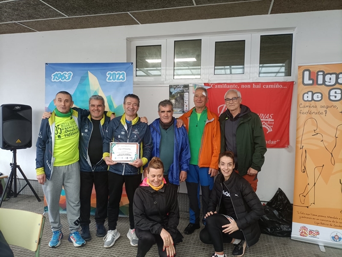 somoscomarca_2402125_noia_clubpeñatrevinca_andaina25km_barro (3)