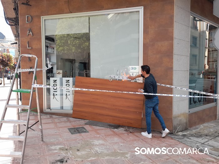 somoscomarca_240506_obarco_coche_peluqueriadalia244