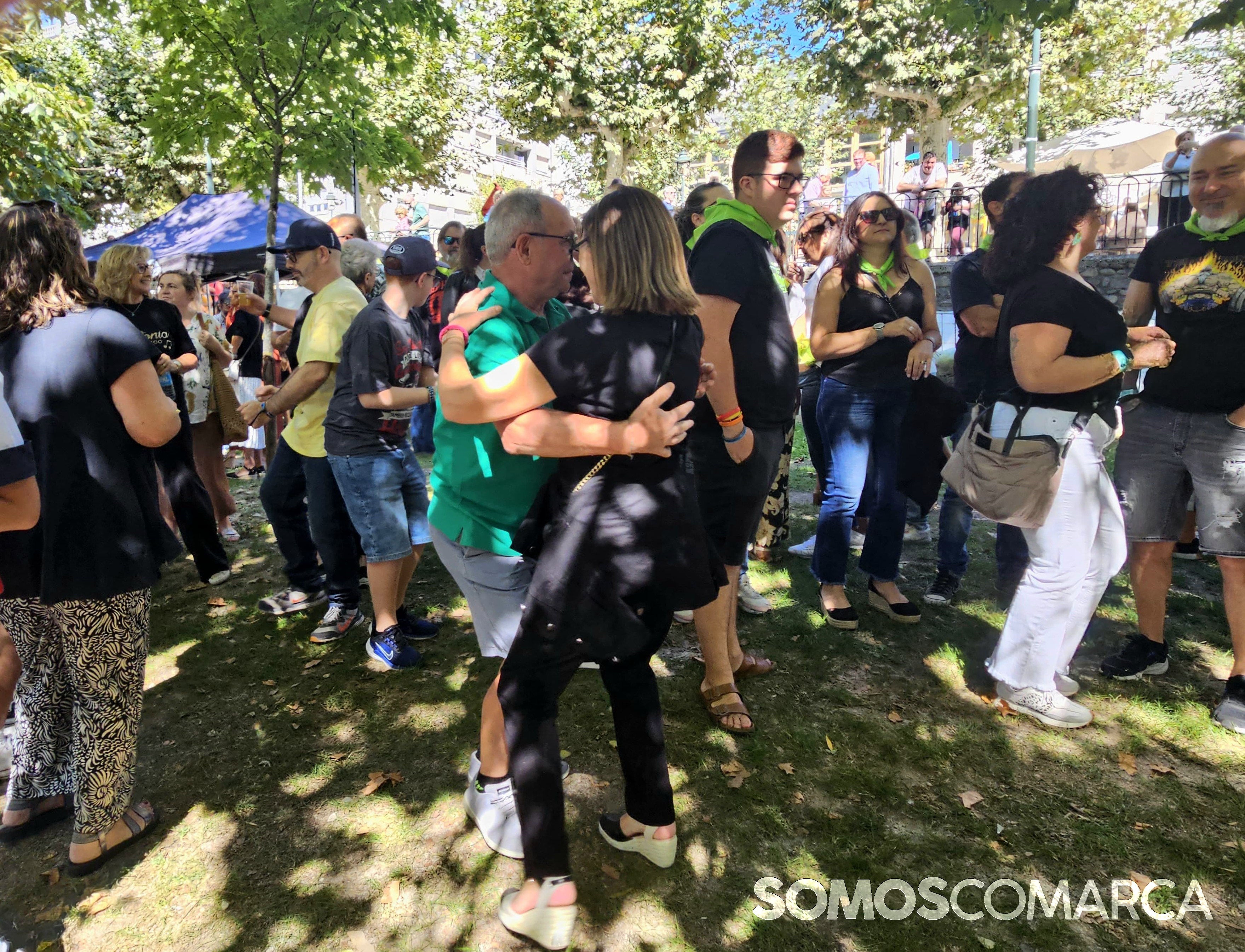 p_somoscomarca_240915_obarco_fiestasdelaspandillas418