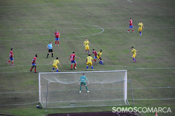 somoscomarca_20241013_futbol_calabagueiros_cdbarco_cambados (4)