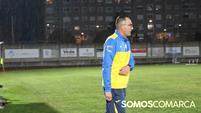 somoscomarca_20241201_futbol_juvenil_cdbarco_cdrua (12)