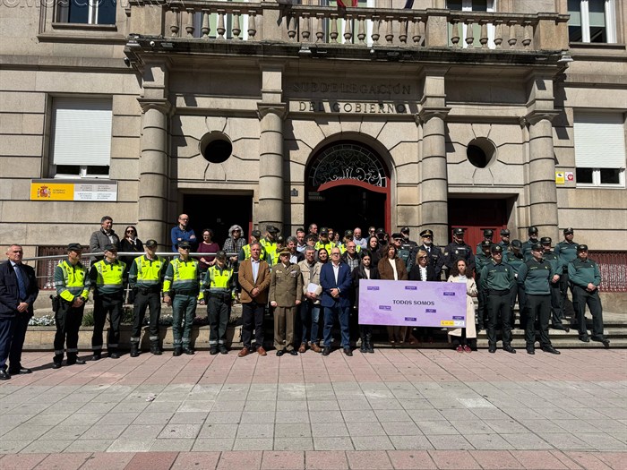somoscomarca_20250404_ourense_minuto_silencio_violencia_machista12